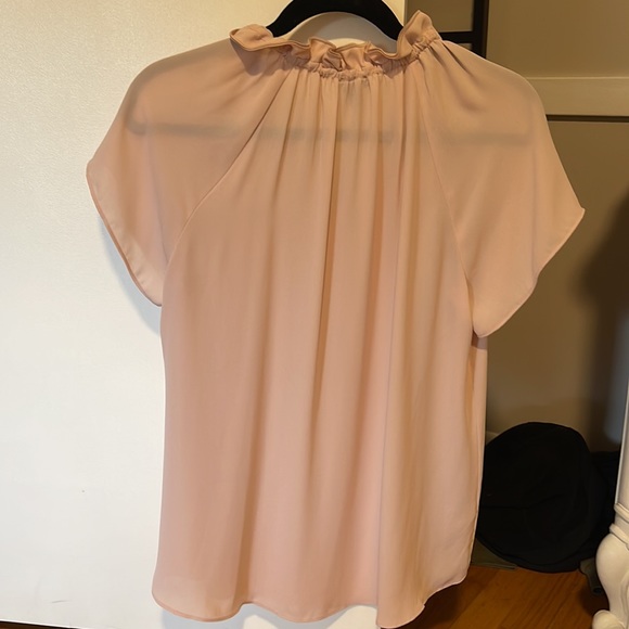 EUC Ann Taylor Ruffle Blouse - small - Picture 3 of 8